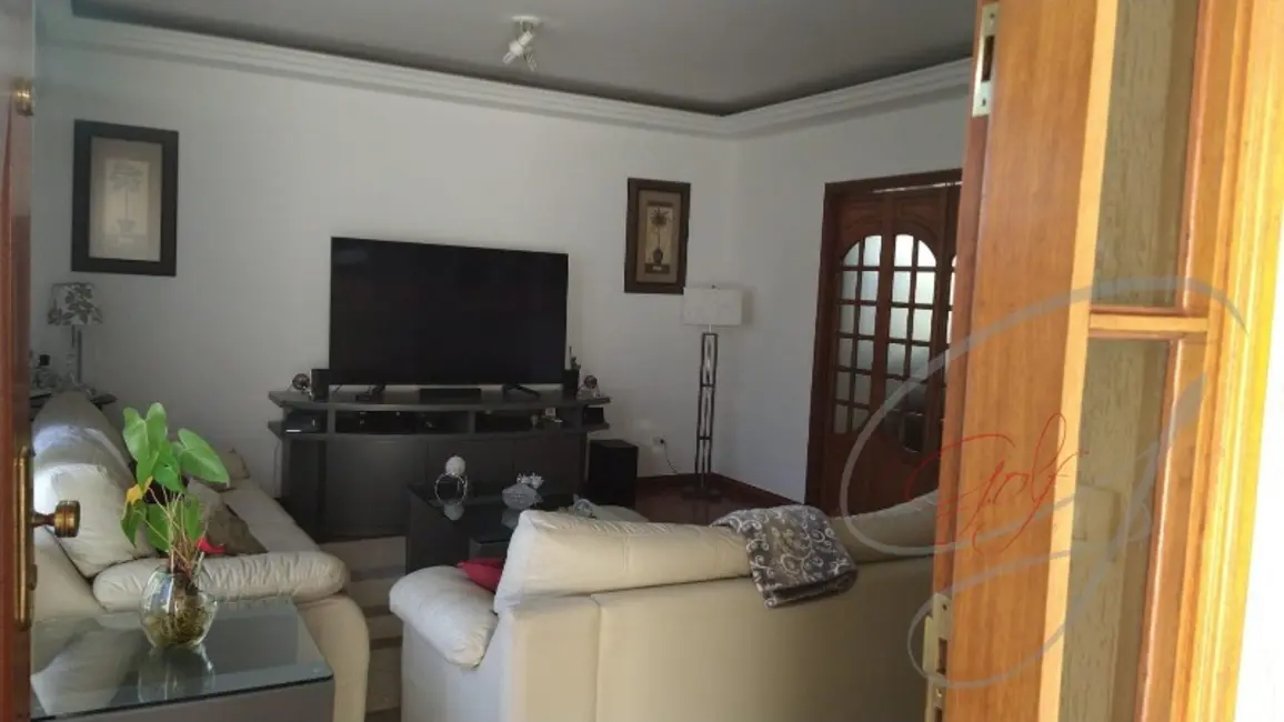 Foto 8 de Casa com 3 quartos à venda, 310m2 em Osasco - SP