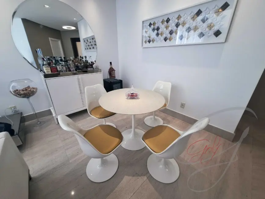 Casa de Condomínio com 3 quartos à venda, 437m2 em Osasco - SP - imagem 4 Foto 4 de Casa de Condomínio com 3 quartos à venda, 437m2 em Osasco - SP