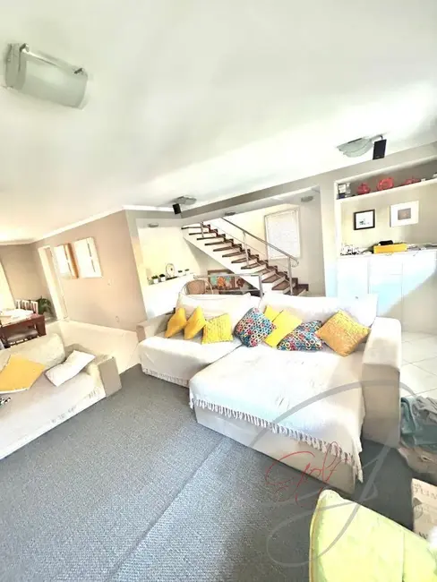 Foto 3 de Casa de Condomínio com 3 quartos à venda, 310m2 em Vila São Francisco, São Paulo - SP