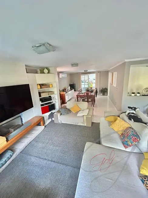 Foto 2 de Casa de Condomínio com 3 quartos à venda, 310m2 em Vila São Francisco, São Paulo - SP