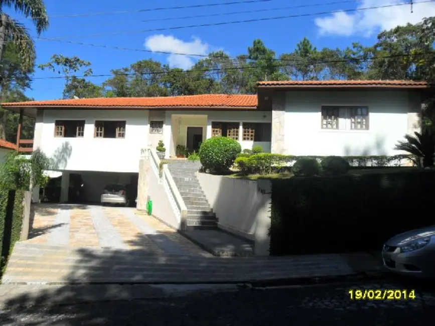 Casa de Condomínio com 4 quartos à venda, 2000m2 em Olaria, Itapecerica Da Serra - SP - imagem 4 Foto 4 de Casa de Condomínio com 4 quartos à venda, 2000m2 em Olaria, Itapecerica Da Serra - SP