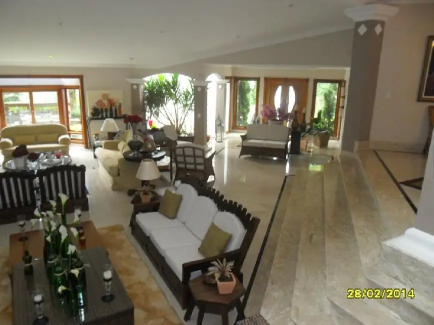 Foto 1 de Casa de Condomínio com 5 quartos à venda, 600m2 em Olaria, Itapecerica Da Serra - SP