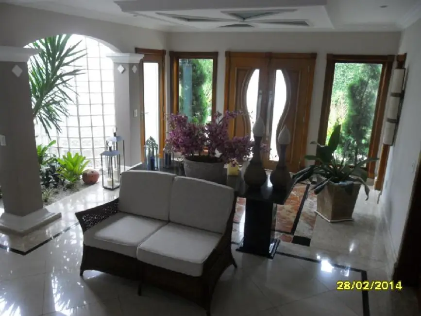Foto 2 de Casa de Condomínio com 5 quartos à venda, 600m2 em Olaria, Itapecerica Da Serra - SP