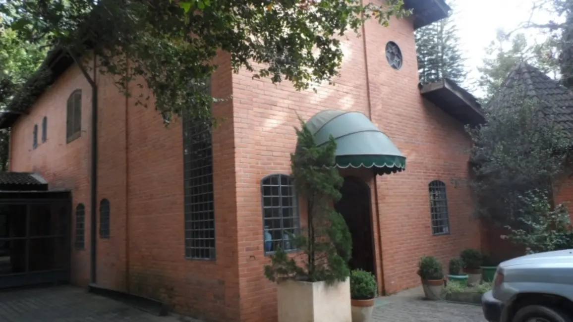 Casa de Condomínio com 3 quartos à venda, 423m2 em Olaria, Itapecerica Da Serra - SP - imagem 2 Foto 2 de Casa de Condomínio com 3 quartos à venda, 423m2 em Olaria, Itapecerica Da Serra - SP