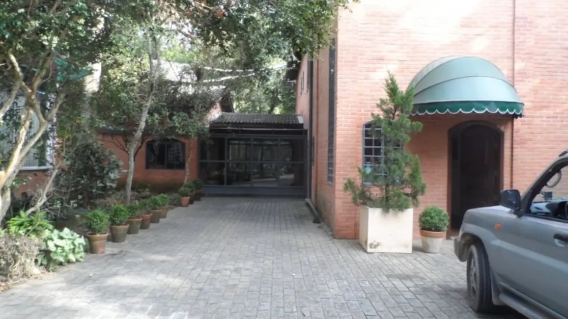 Casa de Condomínio com 3 quartos à venda, 423m2 em Olaria, Itapecerica Da Serra - SP - imagem 5 Foto 5 de Casa de Condomínio com 3 quartos à venda, 423m2 em Olaria, Itapecerica Da Serra - SP