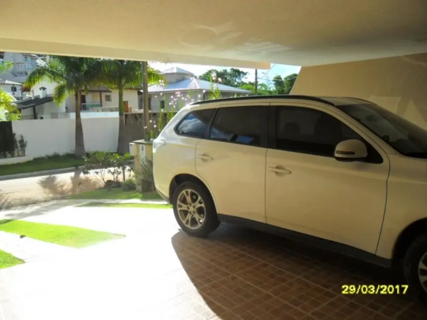 Foto 3 de Casa de Condomínio com 3 quartos à venda, 242m2 em Itapecerica Da Serra - SP