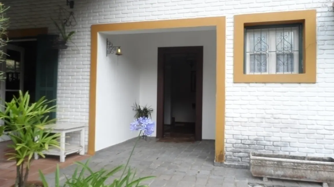 Foto 3 de Casa de Condomínio com 4 quartos à venda, 2000m2 em Jardim Europa, Itapecerica Da Serra - SP