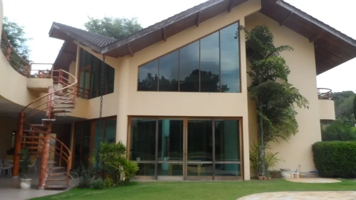 Foto 2 de Casa de Condomínio com 5 quartos à venda e para alugar, 2000m2 em Olaria, Itapecerica Da Serra - SP