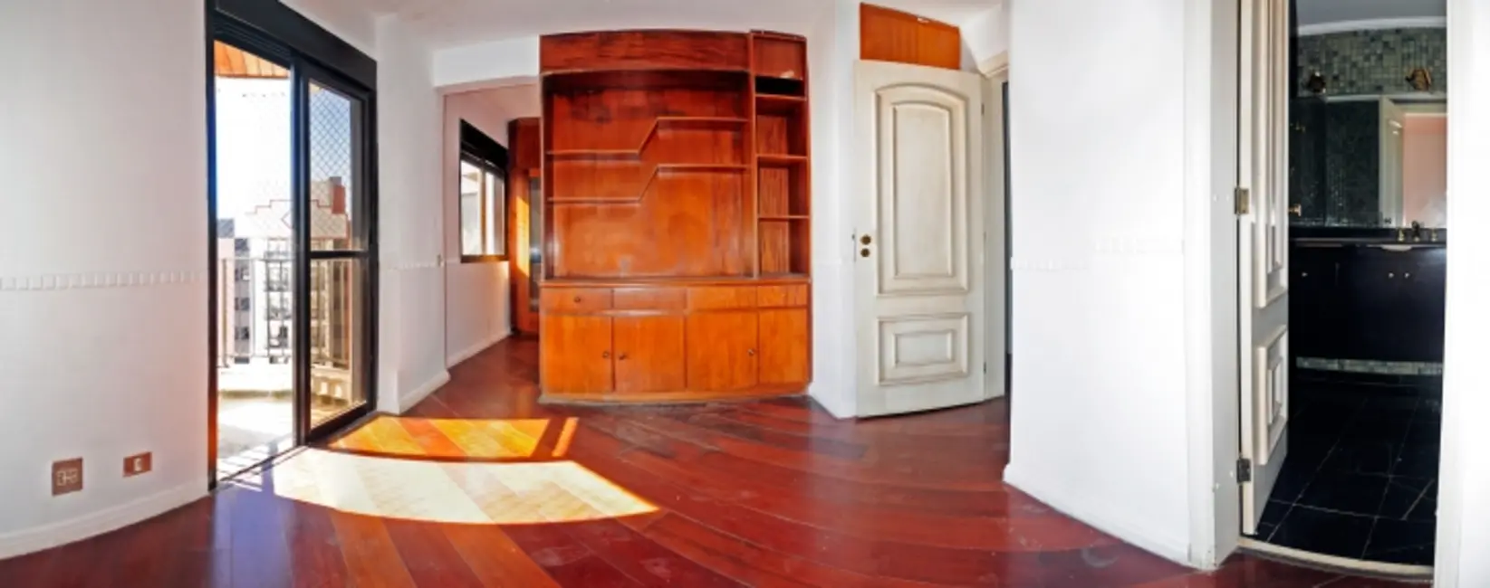 Cobertura com 4 quartos à venda, 574m2 em Interlagos, São Paulo - SP - imagem 5 Foto 5 de Cobertura com 4 quartos à venda, 574m2 em Interlagos, São Paulo - SP