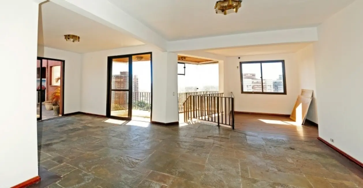 Cobertura com 4 quartos à venda, 574m2 em Interlagos, São Paulo - SP - imagem 2 Foto 2 de Cobertura com 4 quartos à venda, 574m2 em Interlagos, São Paulo - SP