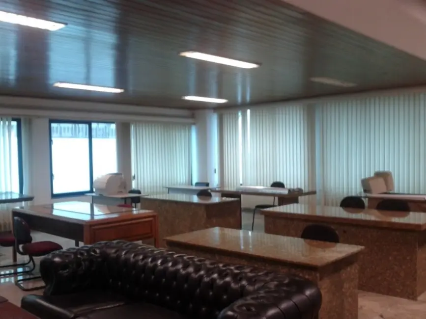 Sala Comercial para alugar, 1200m2 em Cidade Jardim, São Paulo - SP - imagem 3 Foto 3 de Sala Comercial para alugar, 1200m2 em Cidade Jardim, São Paulo - SP