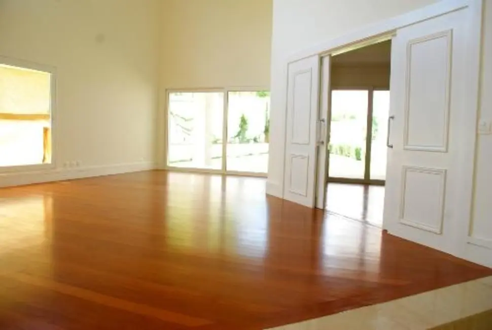 Foto 3 de Casa à venda em Sítio Tamboré Alphaville, Barueri - SP