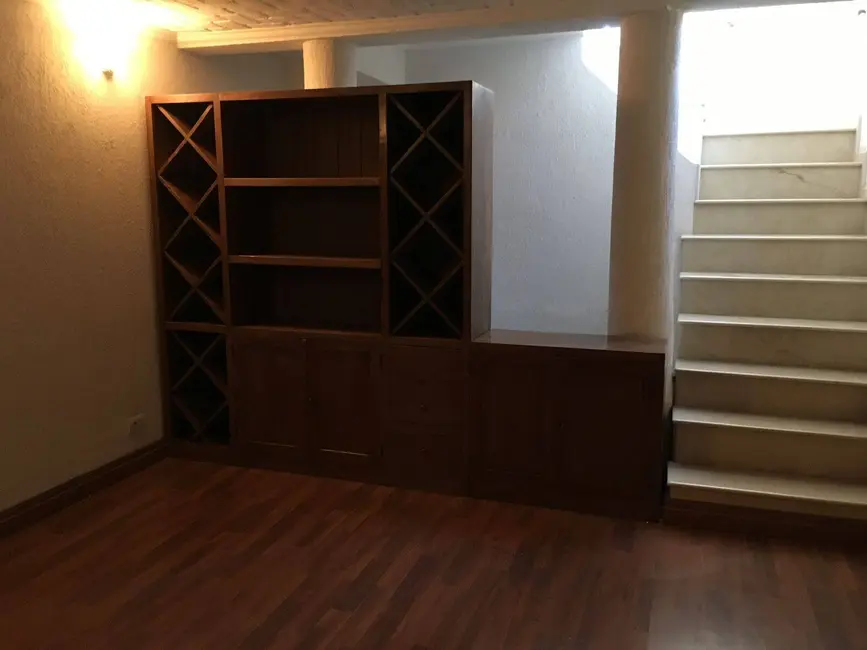 Casa de Condomínio à venda e para alugar, 400m2 em Alphaville Residencial Dois, Barueri - SP - imagem 7 Foto 7 de Casa de Condomínio à venda e para alugar, 400m2 em Alphaville Residencial Dois, Barueri - SP