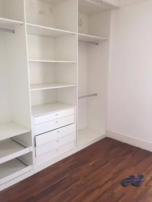 Casa com 4 quartos à venda, 330m2 em Alphaville, Santana De Parnaiba - SP - imagem 8 Foto 8 de Casa com 4 quartos à venda, 330m2 em Alphaville, Santana De Parnaiba - SP