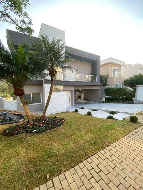 Foto 2 de Casa de Condomínio com 5 quartos à venda e para alugar, 280m2 em Alphaville, Santana De Parnaiba - SP