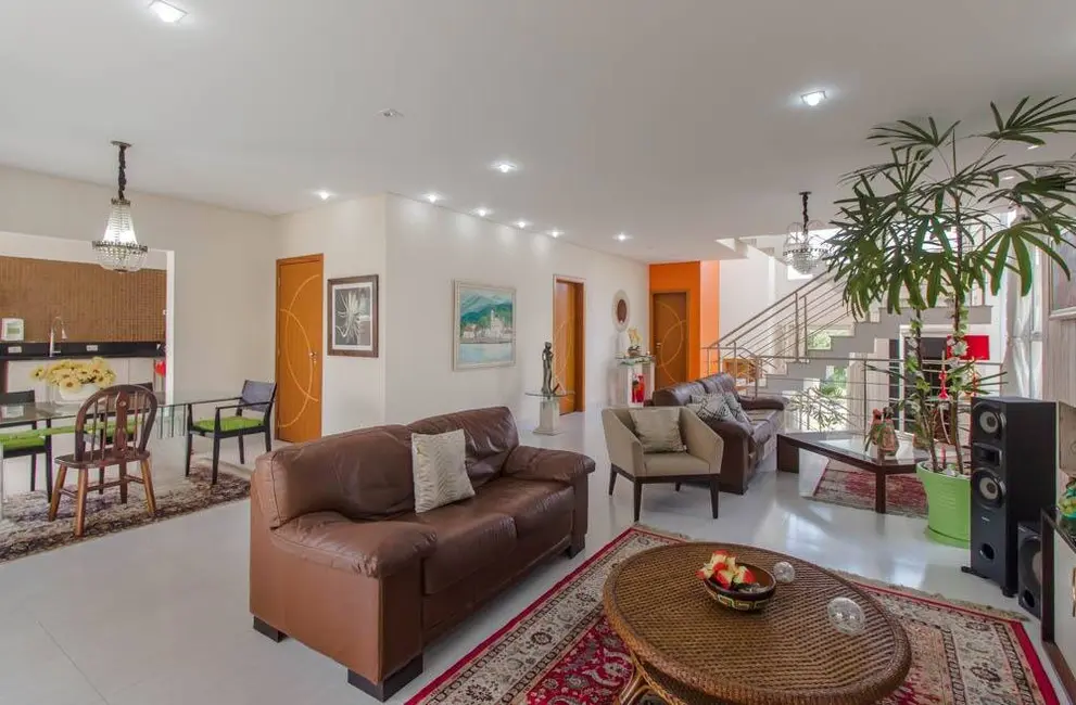 Foto 3 de Casa de Condomínio à venda, 344m2 em Alphaville, Santana De Parnaiba - SP