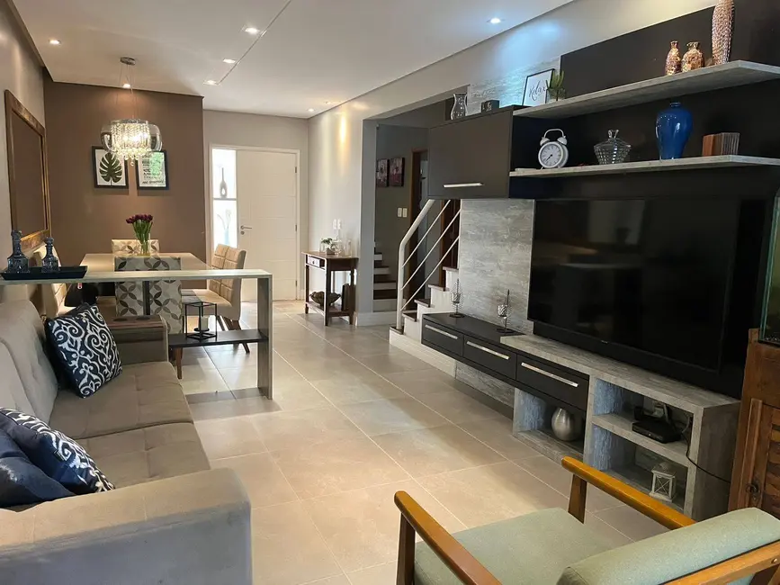 Foto 1 de Casa de Condomínio com 3 quartos à venda, 190m2 em Alphaville, Santana De Parnaiba - SP