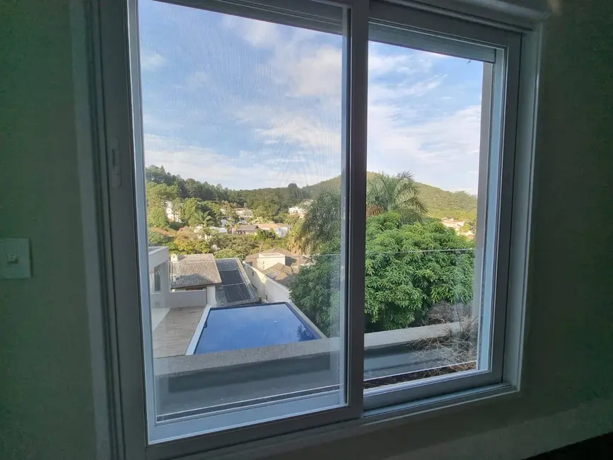 Casa com 6 quartos à venda e para alugar, 730m2 em Alphaville, Santana De Parnaiba - SP - imagem 5 Foto 5 de Casa com 6 quartos à venda e para alugar, 730m2 em Alphaville, Santana De Parnaiba - SP