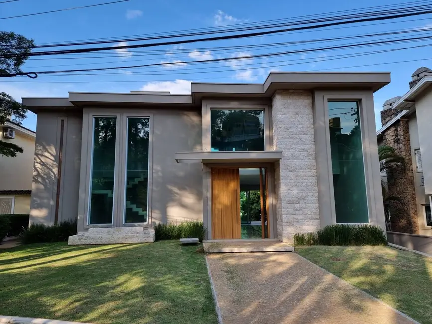Casa com 6 quartos à venda e para alugar, 730m2 em Alphaville, Santana De Parnaiba - SP - imagem 3 Foto 3 de Casa com 6 quartos à venda e para alugar, 730m2 em Alphaville, Santana De Parnaiba - SP