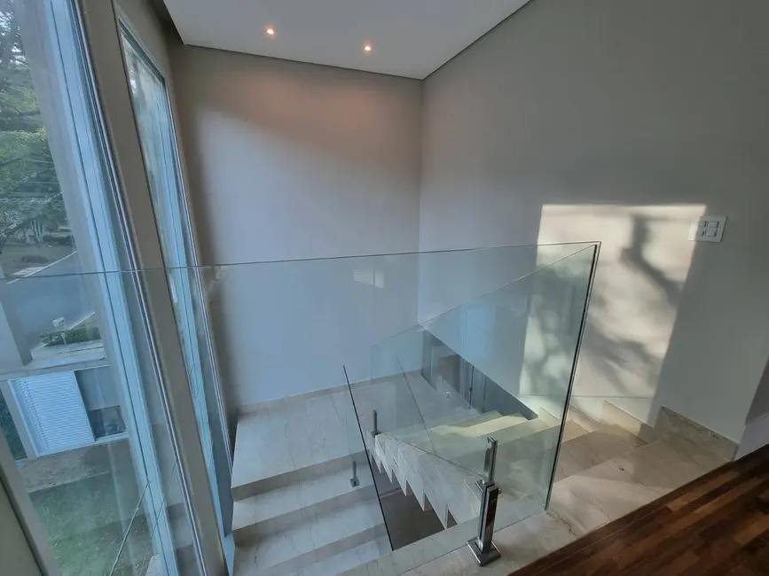 Casa com 6 quartos à venda e para alugar, 730m2 em Alphaville, Santana De Parnaiba - SP - imagem 9 Foto 9 de Casa com 6 quartos à venda e para alugar, 730m2 em Alphaville, Santana De Parnaiba - SP