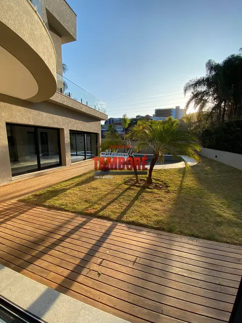 Foto 3 de Casa de Condomínio à venda e para alugar em Tamboré, Santana De Parnaiba - SP