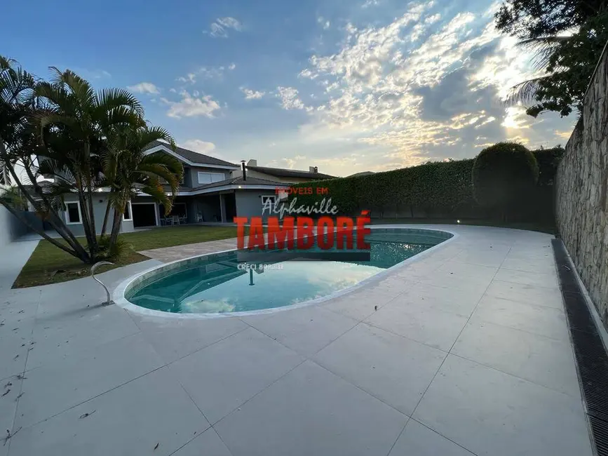 Foto 3 de Casa de Condomínio com 5 quartos para alugar, 700m2 em Alphaville, Santana De Parnaiba - SP