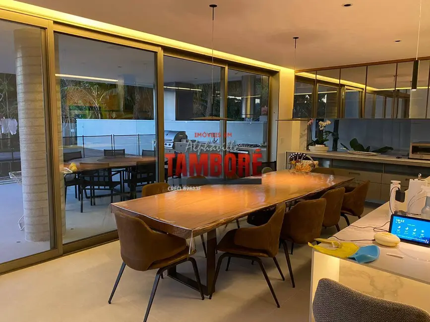 Casa de Condomínio à venda e para alugar, 535m2 em Alphaville Residencial Dois, Barueri - SP - imagem 3 Foto 3 de Casa de Condomínio à venda e para alugar, 535m2 em Alphaville Residencial Dois, Barueri - SP