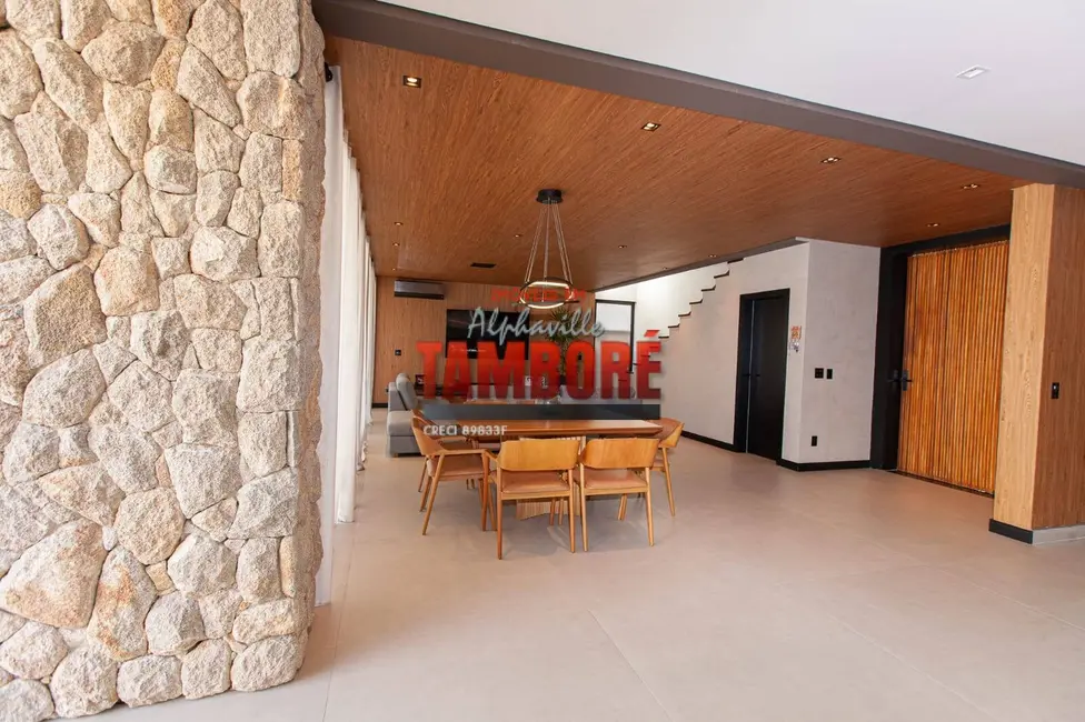 Foto 2 de Casa de Condomínio para alugar, 400m2 em Tamboré, Santana De Parnaiba - SP