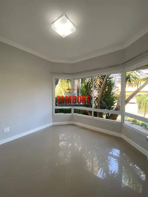 Foto 3 de Casa de Condomínio à venda e para alugar, 310m2 em Alphaville, Santana De Parnaiba - SP