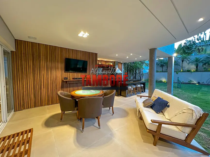 Foto 2 de Casa com 5 quartos à venda e para alugar, 736m2 em Tamboré, Santana De Parnaiba - SP