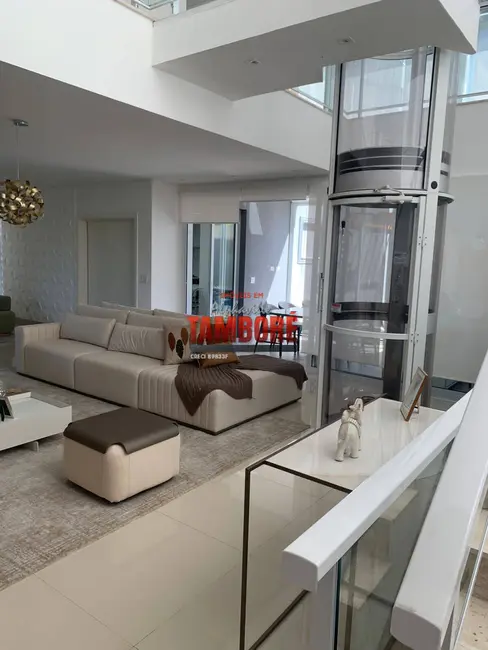 Casa com 5 quartos à venda e para alugar, 420m2 em Alphaville, Santana De Parnaiba - SP - imagem 4 Foto 4 de Casa com 5 quartos à venda e para alugar, 420m2 em Alphaville, Santana De Parnaiba - SP