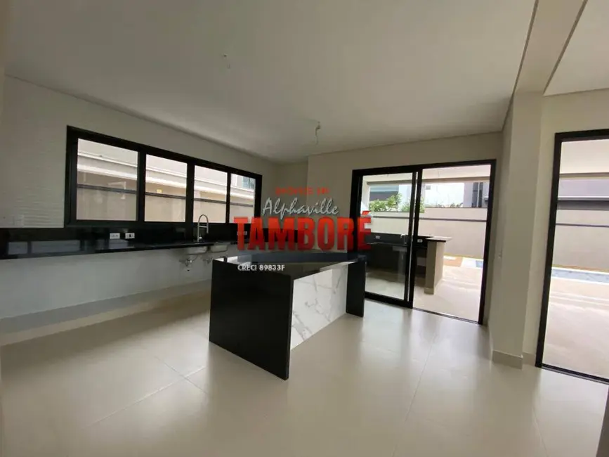 Casa com 5 quartos à venda, 365m2 em Alphaville, Santana De Parnaiba - SP - imagem 8 Foto 8 de Casa com 5 quartos à venda, 365m2 em Alphaville, Santana De Parnaiba - SP