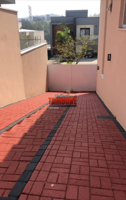 Casa à venda, 230m2 em Alphaville, Santana De Parnaiba - SP - imagem 4 Foto 4 de Casa à venda, 230m2 em Alphaville, Santana De Parnaiba - SP