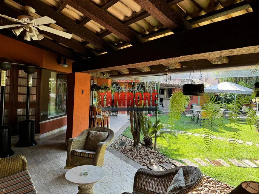 Casa com 6 quartos à venda e para alugar, 900m2 em Alphaville Residencial Um, Barueri - SP - imagem 5 Foto 5 de Casa com 6 quartos à venda e para alugar, 900m2 em Alphaville Residencial Um, Barueri - SP