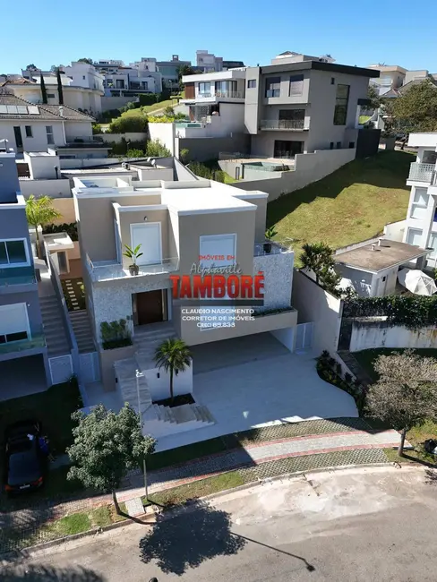 Casa à venda, 380m2 em Alphaville, Santana De Parnaiba - SP - imagem 4 Foto 4 de Casa à venda, 380m2 em Alphaville, Santana De Parnaiba - SP