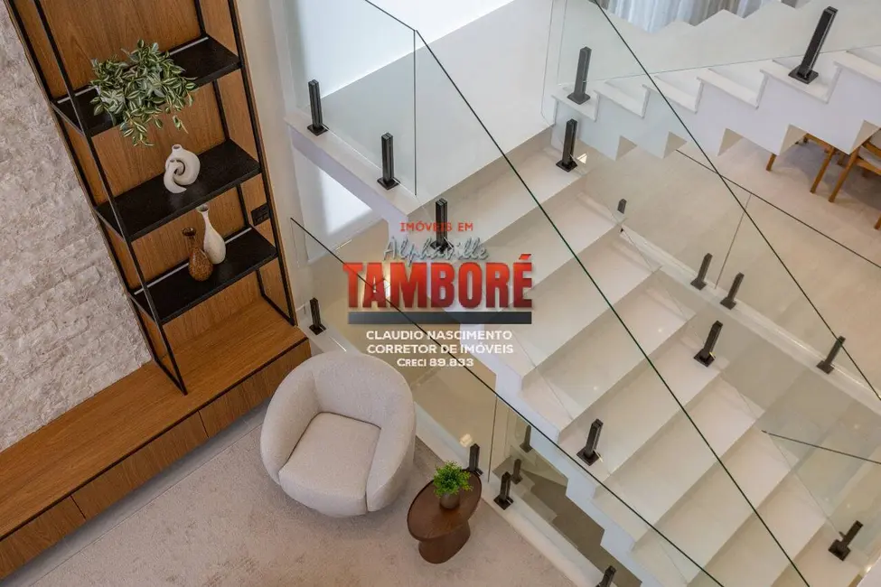 Casa com 5 quartos à venda, 370m2 em Alphaville, Santana De Parnaiba - SP - imagem 3 Foto 3 de Casa com 5 quartos à venda, 370m2 em Alphaville, Santana De Parnaiba - SP