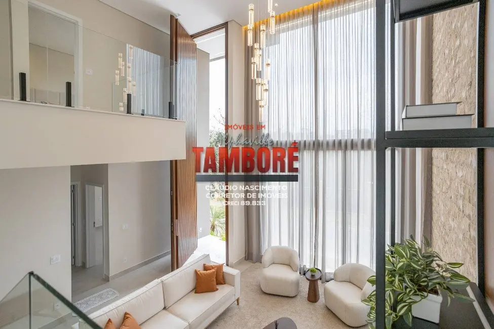 Casa com 5 quartos à venda, 370m2 em Alphaville, Santana De Parnaiba - SP - imagem 2 Foto 2 de Casa com 5 quartos à venda, 370m2 em Alphaville, Santana De Parnaiba - SP