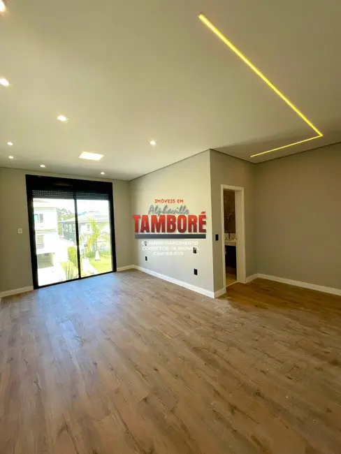 Foto 4 de Casa com 5 quartos à venda, 411m2 em Barueri - SP