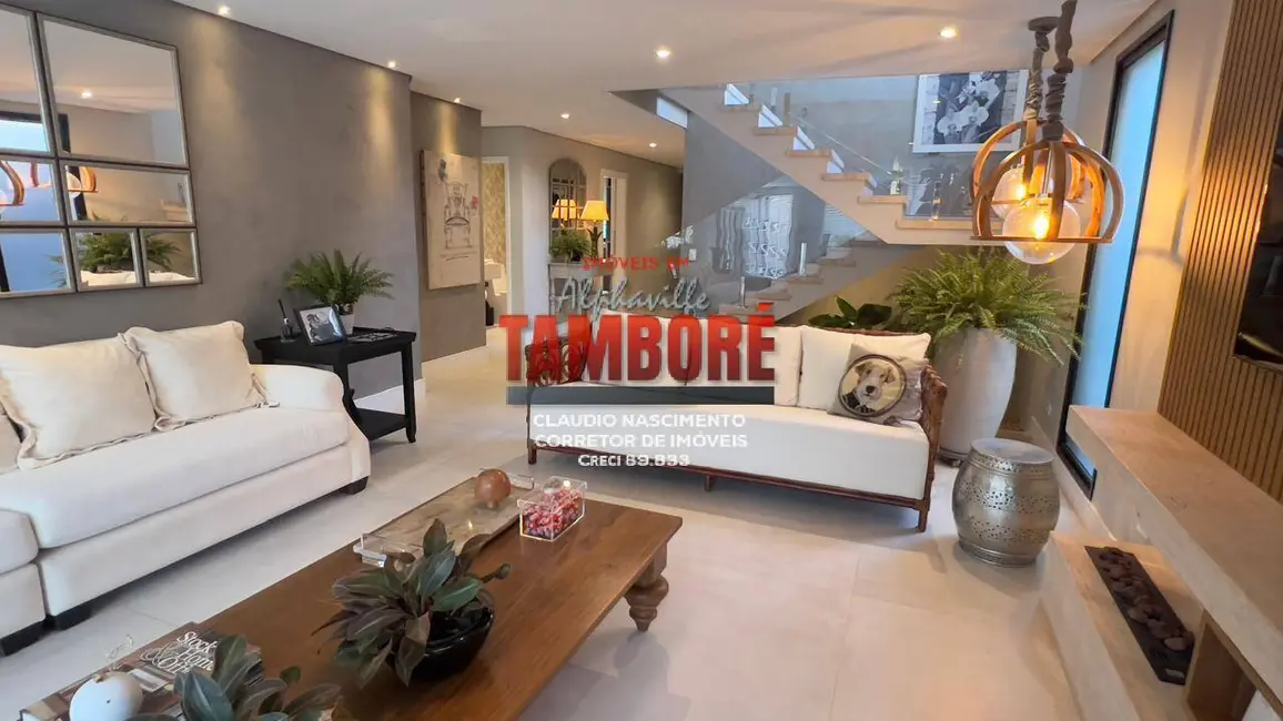 Foto 2 de Casa com 5 quartos à venda, 290m2 em Alphaville, Santana De Parnaiba - SP