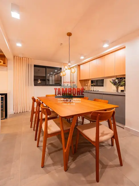 Casa com 4 quartos à venda, 317m2 em Alphaville, Santana De Parnaiba - SP - imagem 9 Foto 9 de Casa com 4 quartos à venda, 317m2 em Alphaville, Santana De Parnaiba - SP
