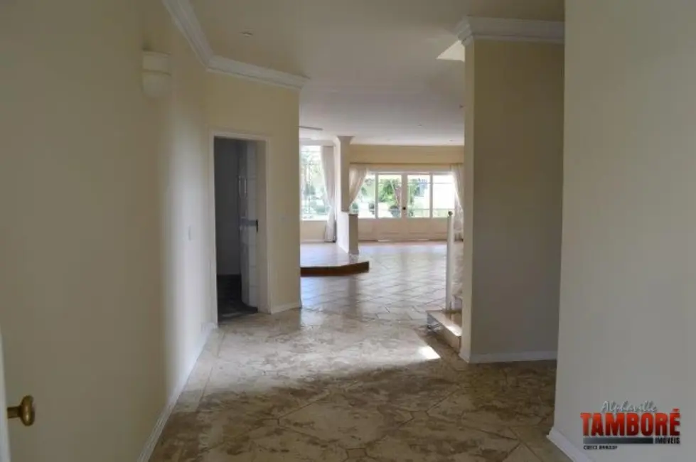 Foto 3 de Casa com 4 quartos à venda e para alugar em Sítio Tamboré Alphaville, Barueri - SP