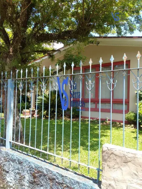 Casa com 3 quartos à venda, 840m2 em Centro, Igrejinha - RS - imagem 1 Foto 1 de Casa com 3 quartos à venda, 840m2 em Centro, Igrejinha - RS