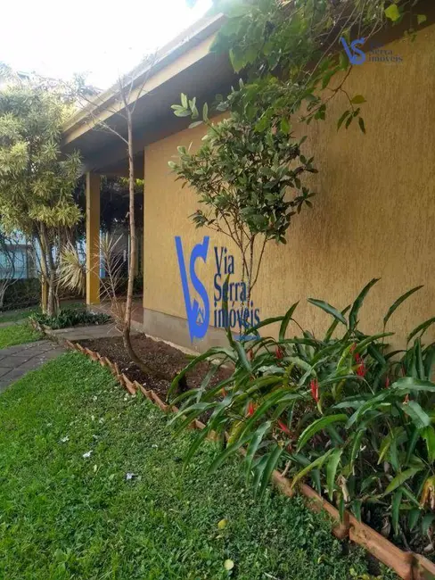 Casa com 3 quartos à venda, 520m2 em Centro, Igrejinha - RS - imagem 3 Foto 3 de Casa com 3 quartos à venda, 520m2 em Centro, Igrejinha - RS