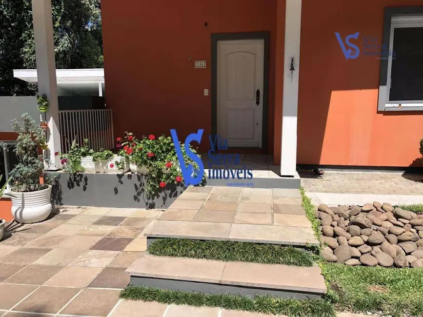Casa com 5 quartos à venda, 762m2 em Canela - RS - imagem 3 Foto 3 de Casa com 5 quartos à venda, 762m2 em Canela - RS