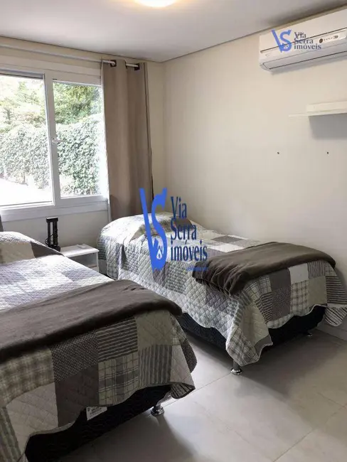Casa com 5 quartos à venda, 762m2 em Canela - RS - imagem 9 Foto 9 de Casa com 5 quartos à venda, 762m2 em Canela - RS