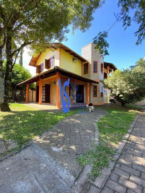 Casa com 3 quartos à venda, 450m2 em Igrejinha - RS - imagem 1 Foto 1 de Casa com 3 quartos à venda, 450m2 em Igrejinha - RS
