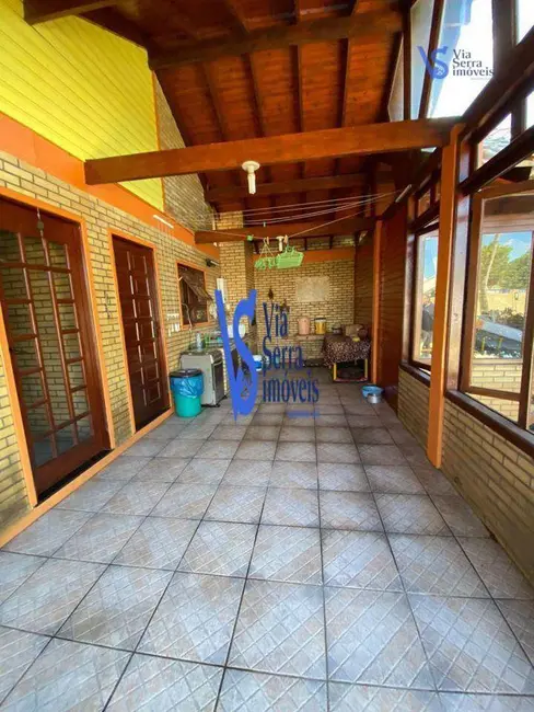 Casa com 3 quartos à venda, 450m2 em Igrejinha - RS - imagem 3 Foto 3 de Casa com 3 quartos à venda, 450m2 em Igrejinha - RS