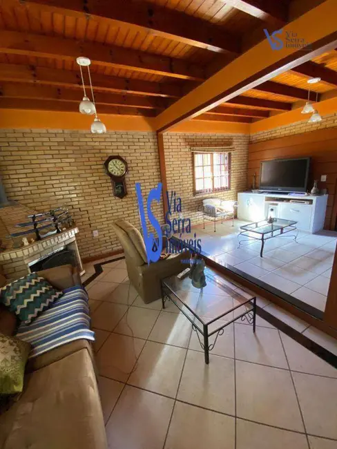 Casa com 3 quartos à venda, 450m2 em Igrejinha - RS - imagem 7 Foto 7 de Casa com 3 quartos à venda, 450m2 em Igrejinha - RS