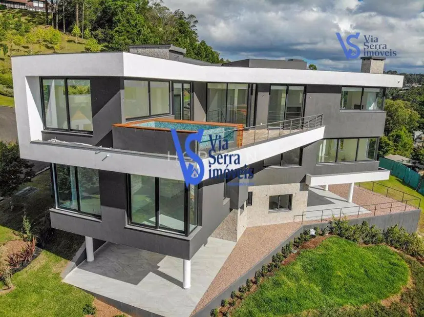 Casa de Condomínio com 4 quartos à venda, 570m2 em Gramado - RS - imagem 1 Foto 1 de Casa de Condomínio com 4 quartos à venda, 570m2 em Gramado - RS
