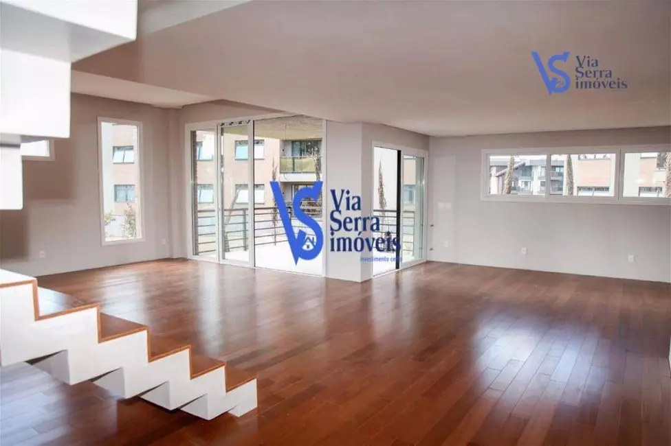 Casa de Condomínio com 4 quartos à venda, 958m2 em Centro, Canela - RS - imagem 7 Foto 7 de Casa de Condomínio com 4 quartos à venda, 958m2 em Centro, Canela - RS